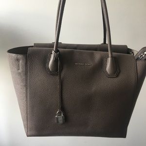 Michael Kors Mercer Tote